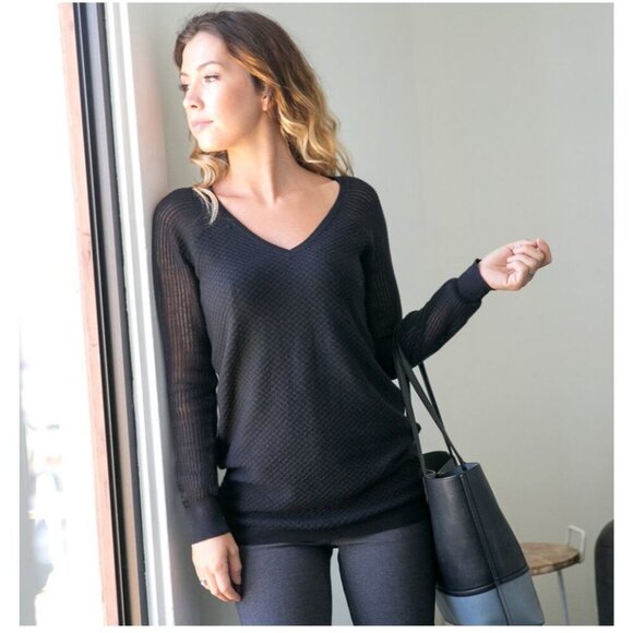 BetaBrand No Sweat Rayon & Performance Cashmere V Neck Sweater Black Size S - Picture 4 of 12
